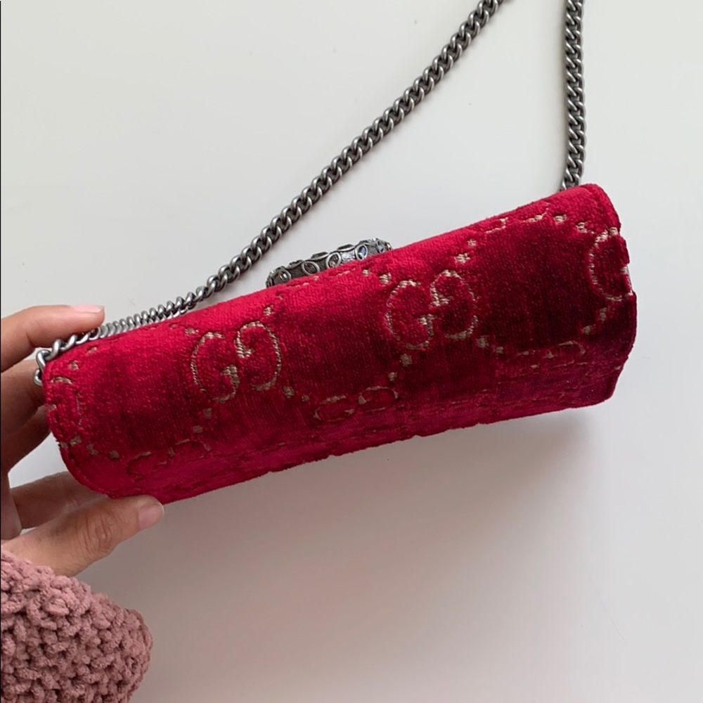 (Sold) Gucci Dionysus Super Mini in Red Velvet - Picture 3 of 6